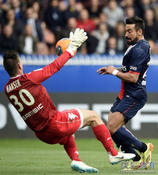 九游游戏大全下载赛地聚焦——法甲冲刺阶段热度飙升；达拉斯独行侠再遭质疑；态度坚定；心理建设被强调的简单介绍