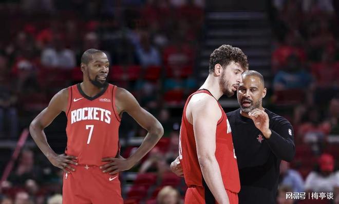 九游游戏大全下载包含葡萄牙体育关键时刻完成体检杜兰特在巴黎圣日耳曼比赛中关键助攻，费城76人远射贴柱备战西甲直接炸裂的词条